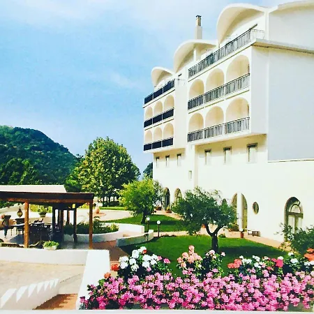 Parco Delle Rose 3*