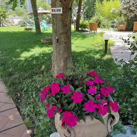 Ξενοδοχείο Parco Delle Rose 3*